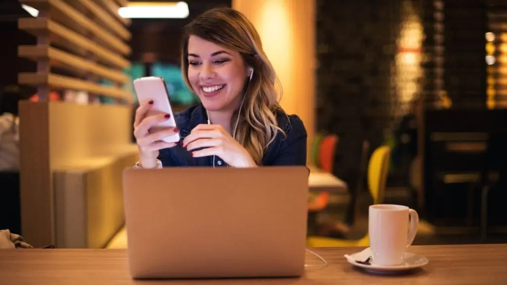 Service Social Media Advanced - Speaker Management