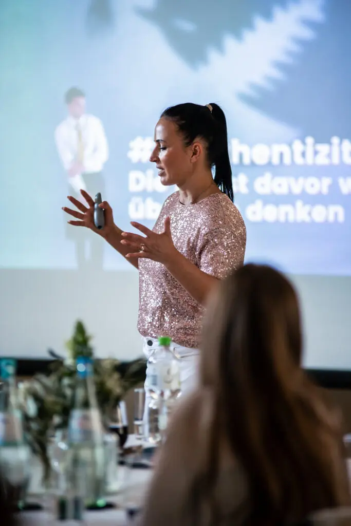 Patricia Franke Speaker Management Expert for Authenticity and Transformation, Mental Blockade Solver