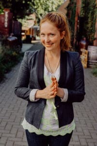 Hedi Schaefer Speaker Management - Innovationsstrategin Speakerin für Bewusstseinswandel, New Leadership und Lebensdesign in Zeiten des Umbruchs